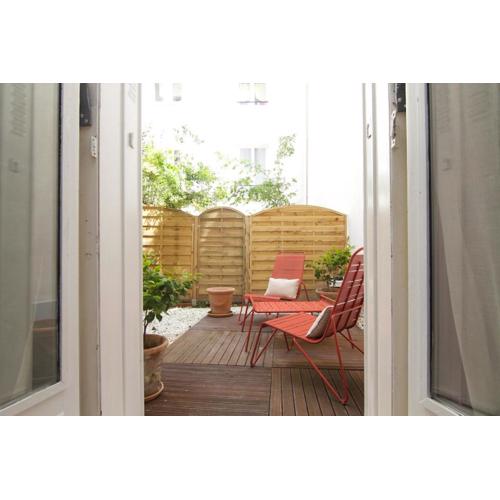 Studio Montonnerre avec terrasse proche Necker et Montparnasse