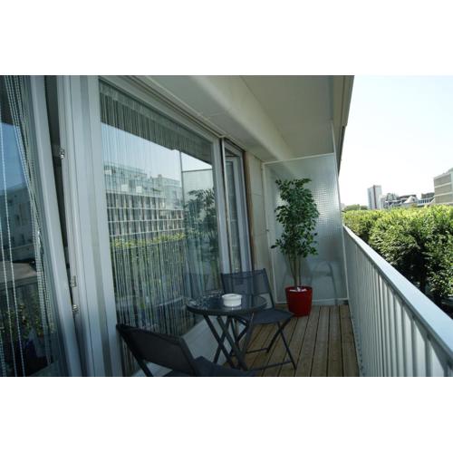Studio Morgane-balcon couvert-wifi-près centre-linge et ménage