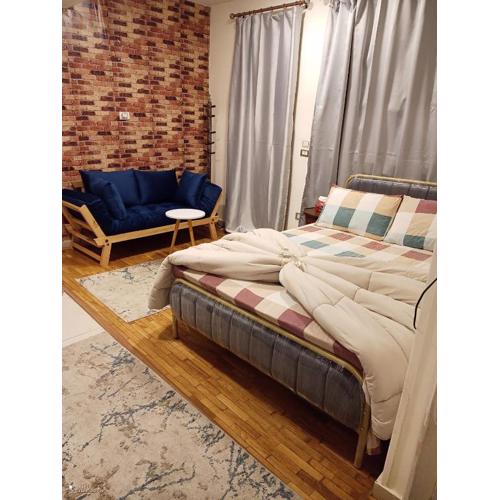 Studio near airport