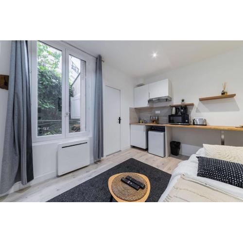 Studio neuf Porte de Saint Cloud Paris 16 - 4P