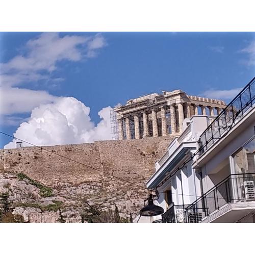Studio Next to Acropolis