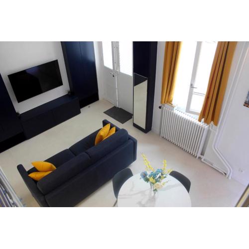 studio parisien renovated - close to the Pantheon
