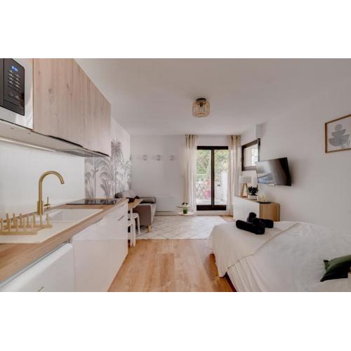Studio Place Dupuy, clim, parking, terrasse