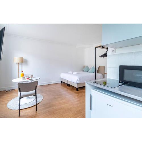Studio Proche Boulevard Voltaire