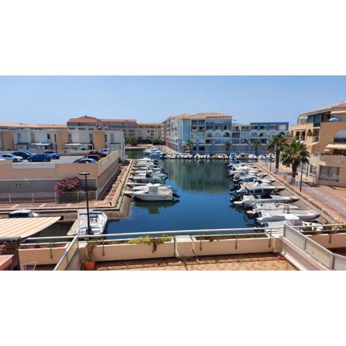 studio quartier plages vue marina