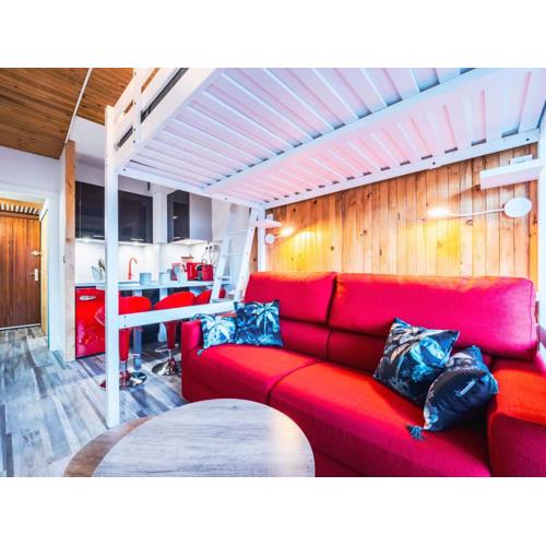 Studio rénové au pied des pistes avec balcon à Tignes Le Lac, équipé pour 2, orientation sud - FR-1-502-472
