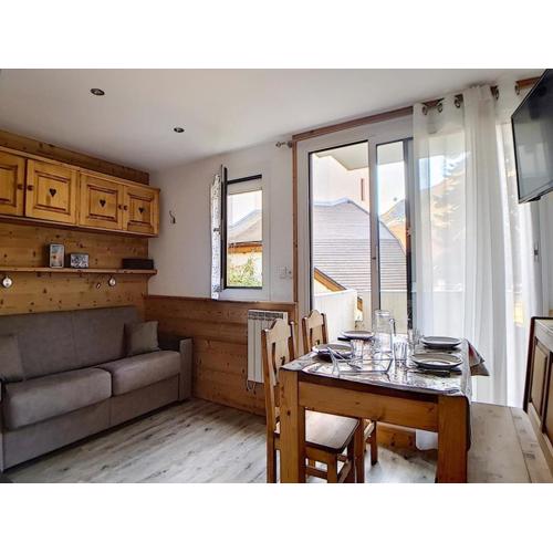 Studio rénové proche pistes avec balcon, 4 pers, WIFI - FR-1-344-909
