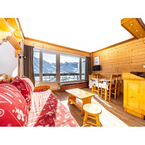 Studio rénové skis aux pieds à Tignes avec balcon, exposition sud, animaux acceptés - FR-1-502-491