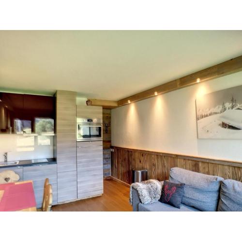 Studio rénové skis aux pieds avec balcon sud, 4 pers, garage inclus - FR-1-178-375
