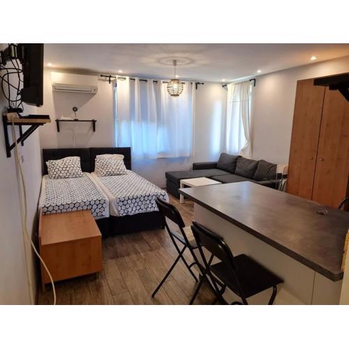 Studio Slavyanska