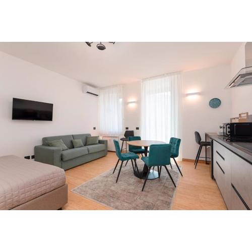 Studio Suite 16