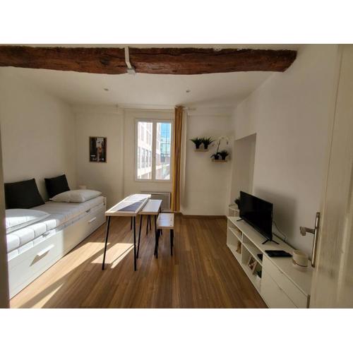 Studio sur le port de Toulon