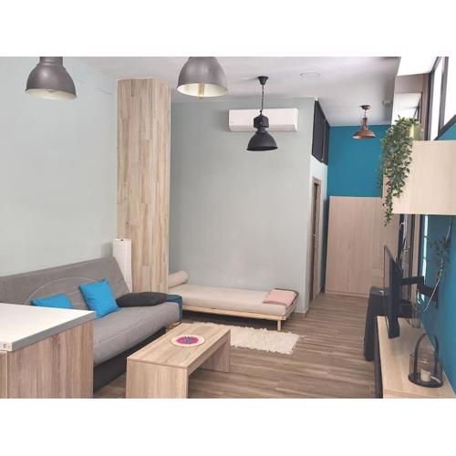 Studio type Loft Malaga gare de trains et plage
