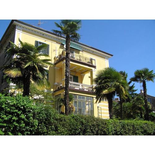 Studio Villa Mir