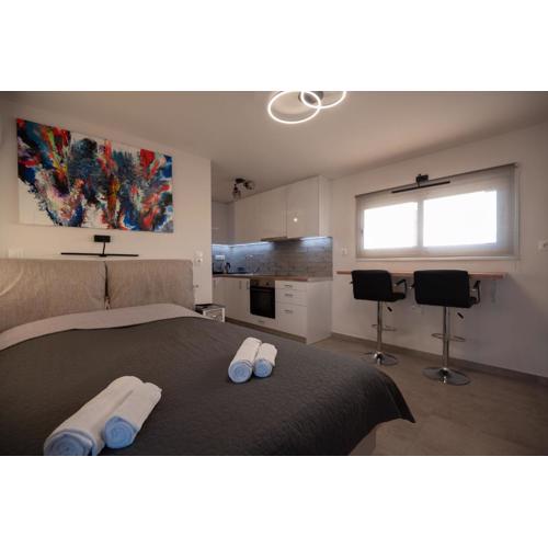 Studio with panoramic Athens view