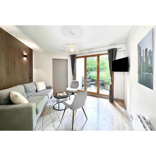 Studio with Terrace in Porte de Versailles
