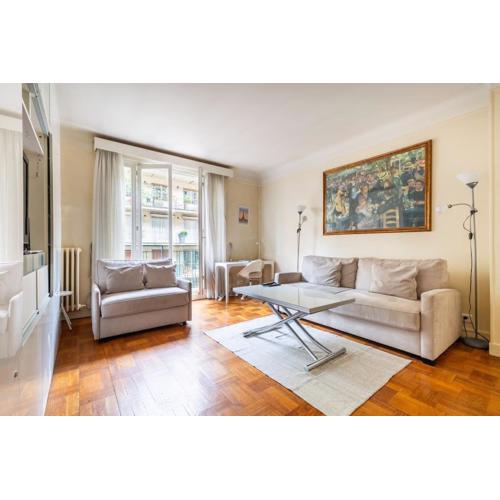 Studio#Porte Dauphine#Avenue Foch#2pers.