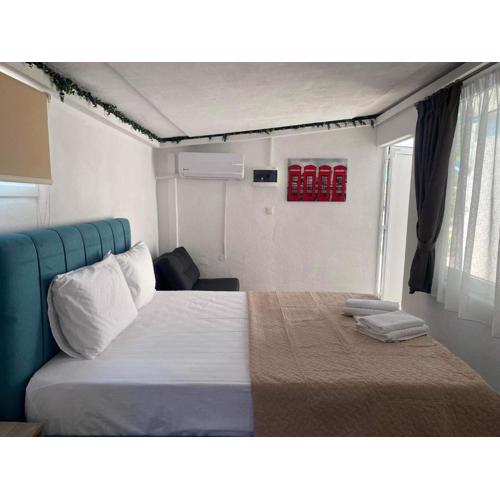 STUDIOS TASOS BI