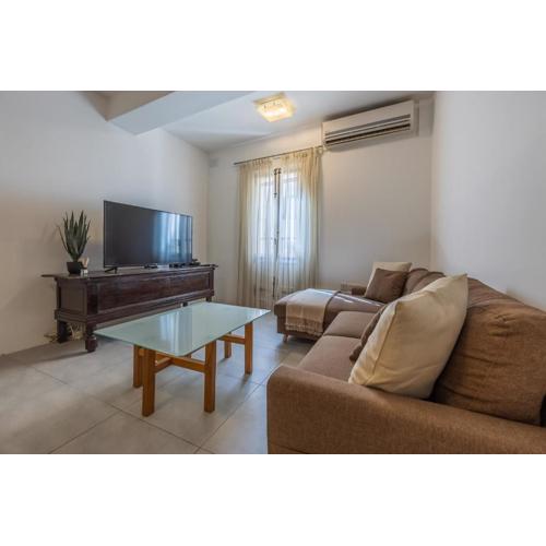 Stunning 1-Bed Apartment In Heart of Valletta