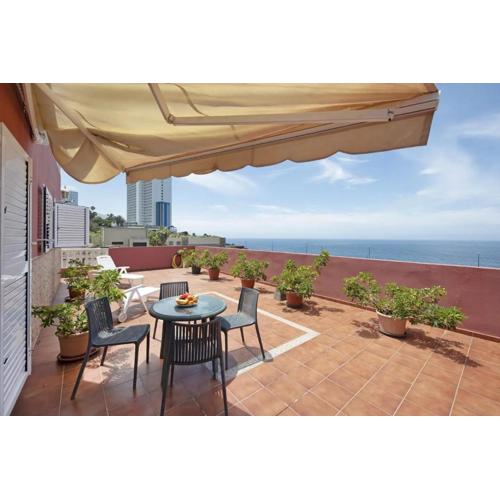 Stunning 2-Bed House in Puerto de la Cruz