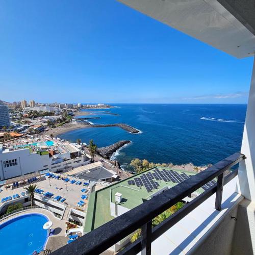 Stunning 2 Bedroom Penthouse With Sea View K213