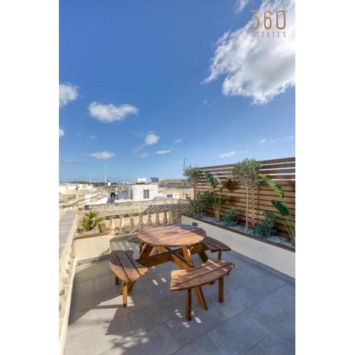 Stunning 3BR Townhouse with Private Rooftop Access by 360 Estates