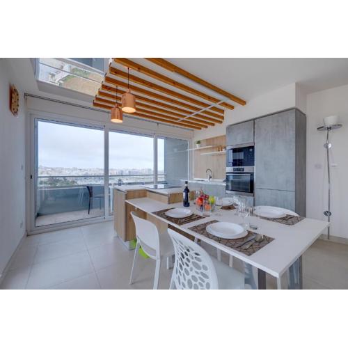 Stunning Apartment in a Central Location with Views