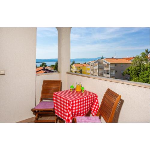 Stunning Apartment In Malinska