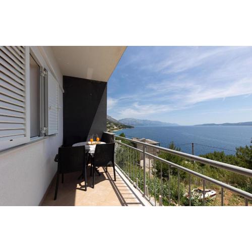 Stunning Apartment In Omis