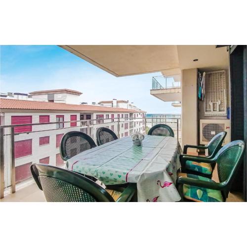 Stunning Apartment In Oropesa Del Mar
