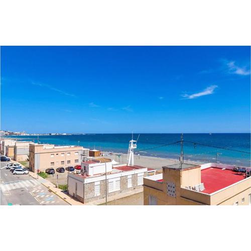 Stunning Apartment In Santa Pola