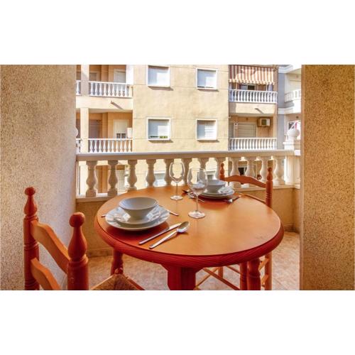 Stunning Apartment In Torrevieja