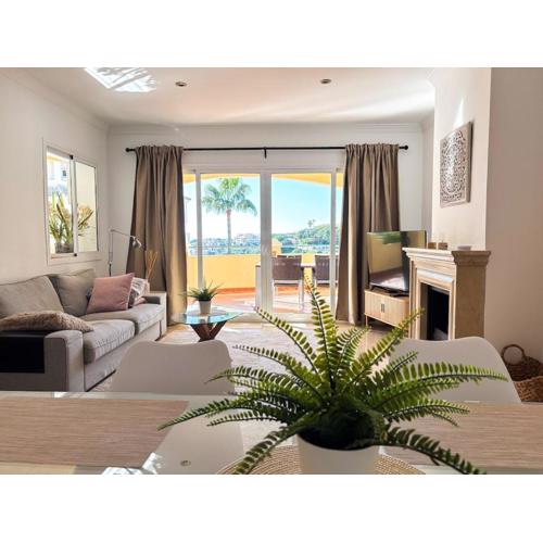 Stunning Apartment Near Golf Courses Perfect for Relaxation!