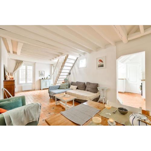 Stunning duplex near Place de la Nation