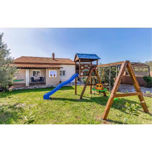 Stunning Home In Pula