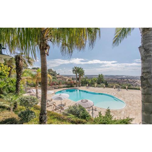 Stunning Home In Ragusa With Wifi