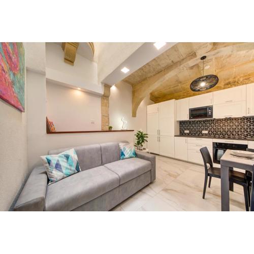 Stunning Modern-Traditional 3BR Townhouse in Mosta