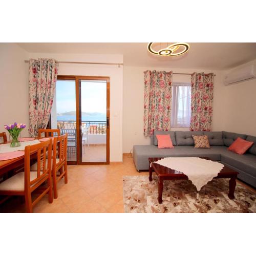 Stunning Sea View 1-Bed Apartment in Sarande