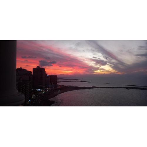 Stunning Sea View Flat (One Bed Room)Entire Place