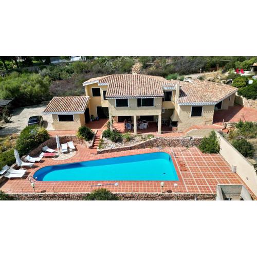 Stunning sea View Villa w/private Pool - 5 Minutes From the Beach!