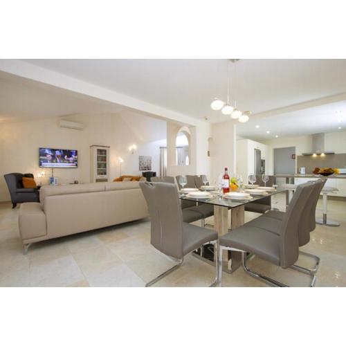 Stunning Seaview Villa Casa Tosco 5 Bedroom Villa Pool Table Overlooking Old Town Puerto Del Carmen