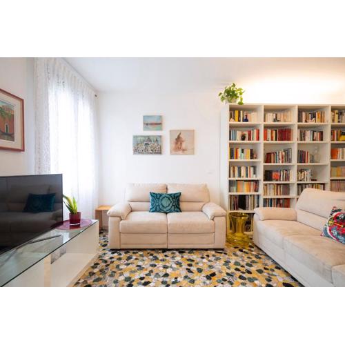 Stupendo Luxury Apartment Canal & Garden View