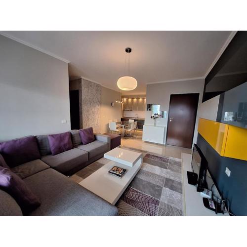 Stylish 1-Bedroom Apartment