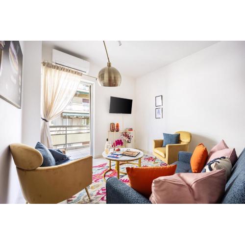 Stylish 2BR Apartment with Balcony Near Metro
