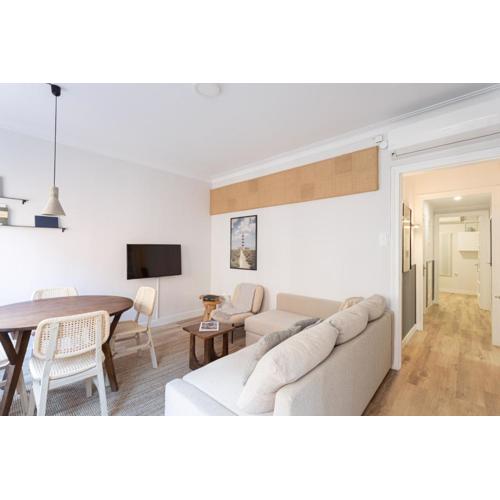 Stylish 3 Bedroom Apartment