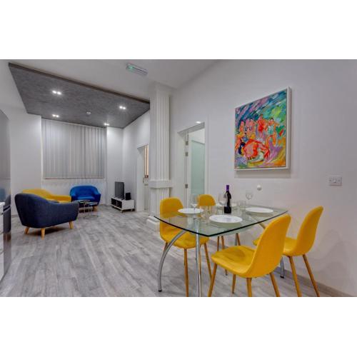 Stylish 3BR Apartment, Fantastic Location in Sliema