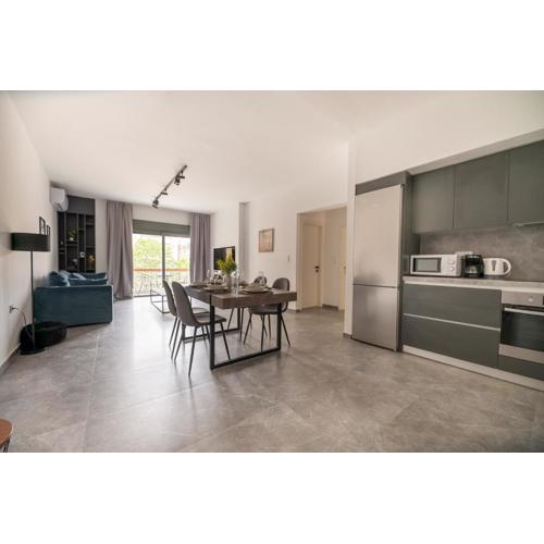 Stylish 3BR apartment in Pagkrati (PRAT_6)