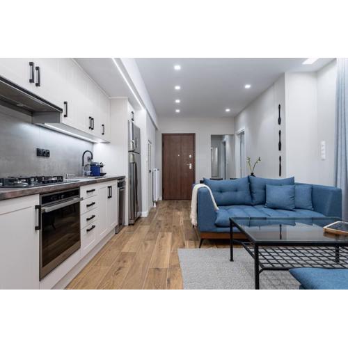 Stylish Abode Under Acropolis W/ Sunny Courtyard!