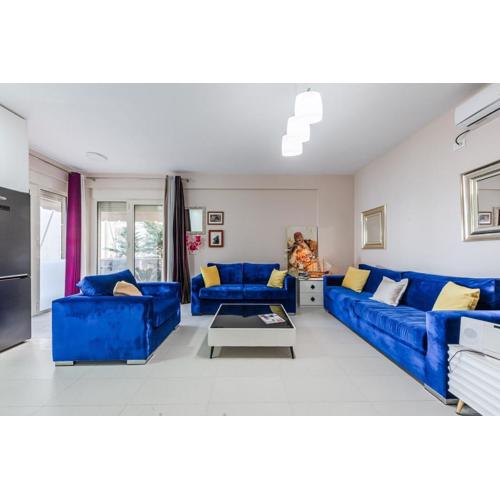 Stylish Apartment by the Beach Free Parking
