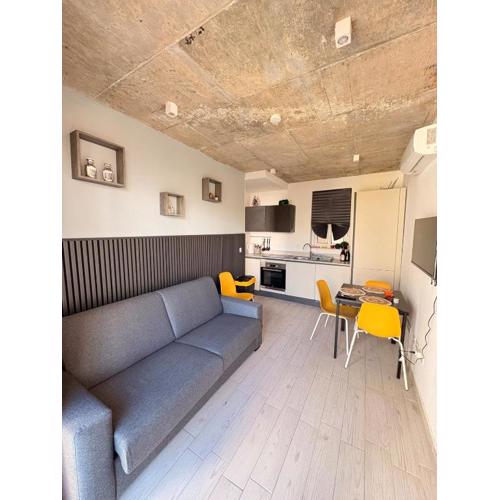 Stylish Apartment in Paceville - 3 Bedrooms, 3 Bathrooms, 2 Kitchens, Great for Friends & Groups